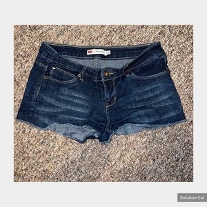 Levi’s denim shorts